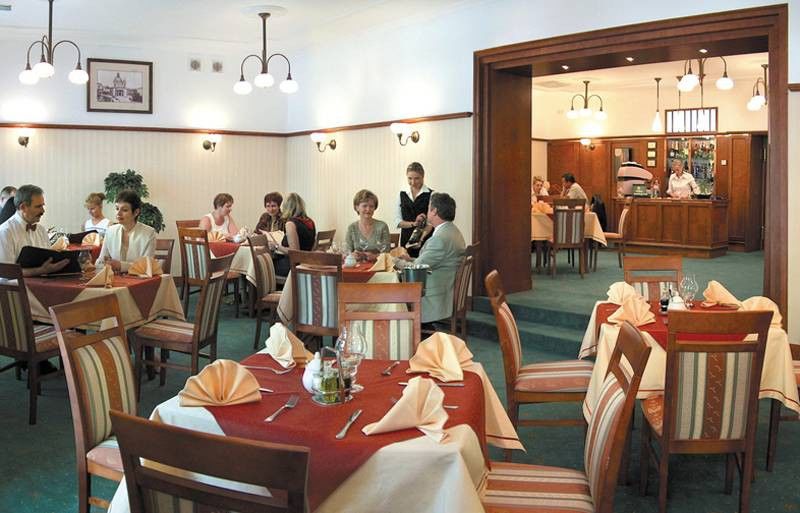 Hotel Hetman Varsóvia Restaurante foto